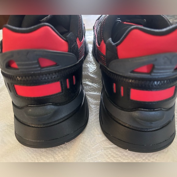 PUMA Scuderia Ferrari Mirage Sport 'Black Rosso Corsa' Sneakers 307635-01 Sz 13 - Picture 10 of 16
